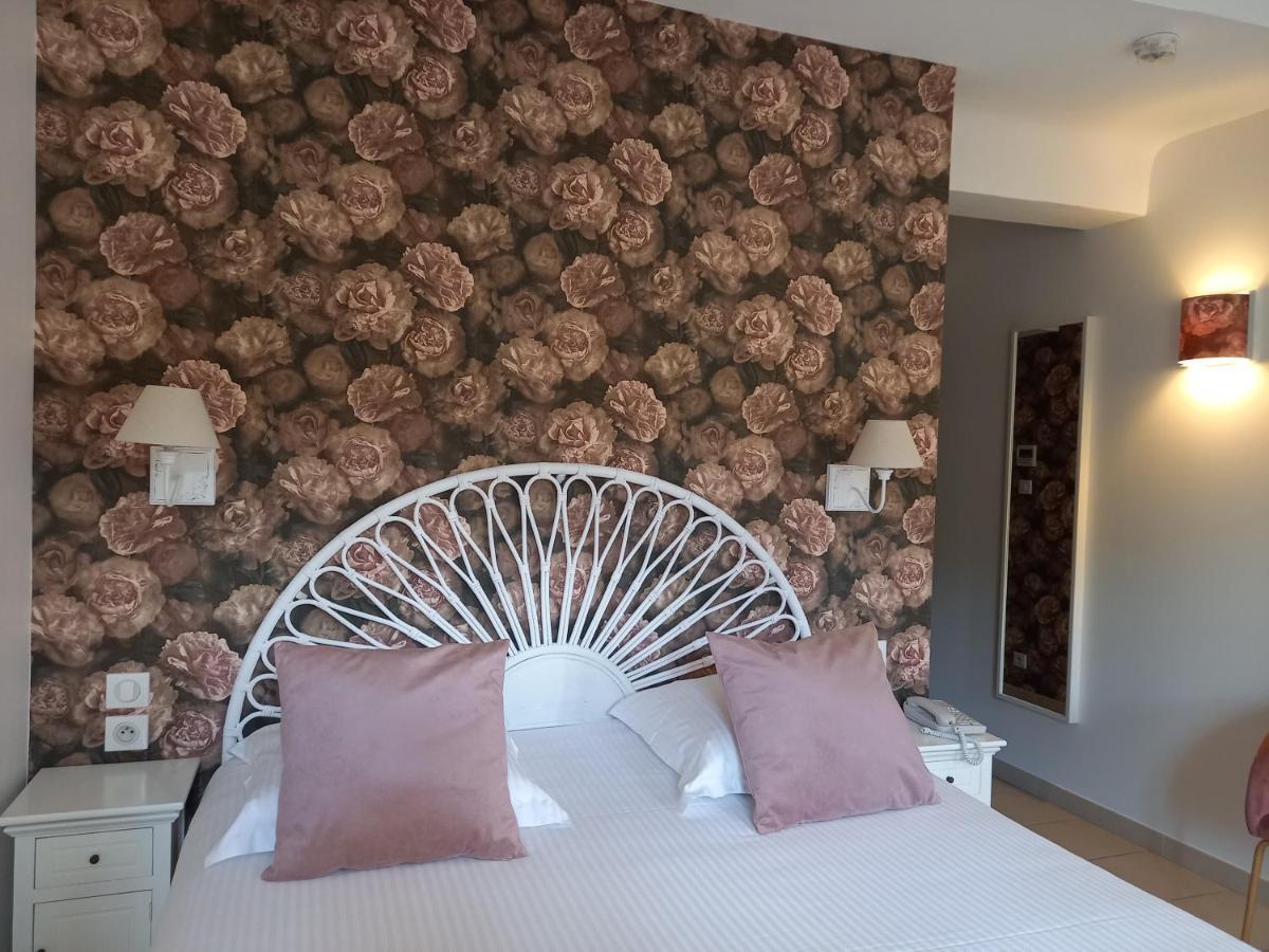 Hotel Restaurant Notre Dame Collobrières Dış mekan fotoğraf