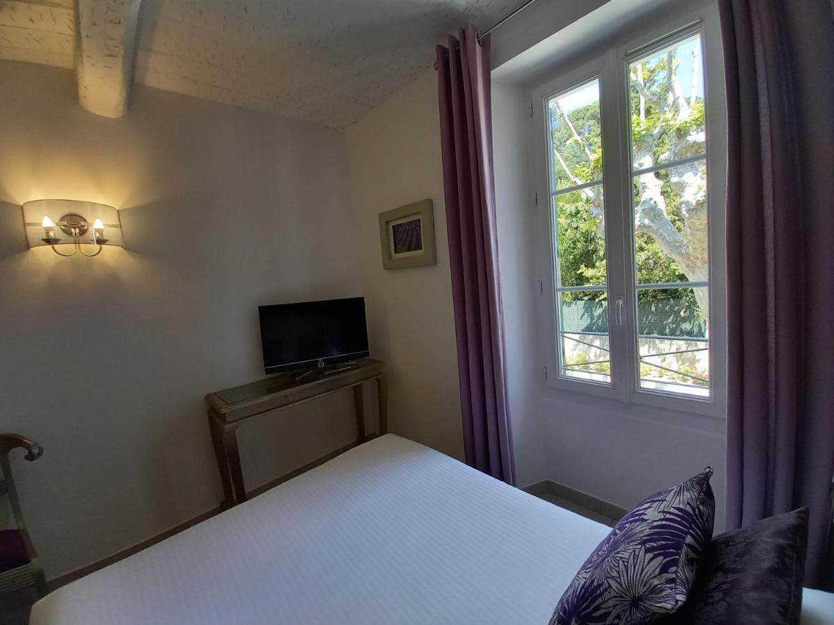 Hotel Restaurant Notre Dame Collobrières Dış mekan fotoğraf