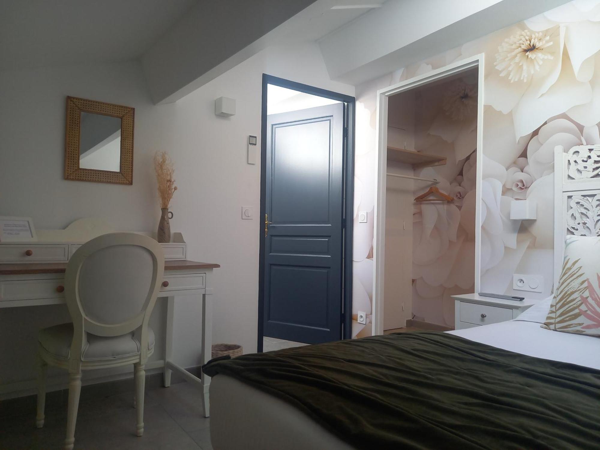 Hotel Restaurant Notre Dame Collobrières Dış mekan fotoğraf