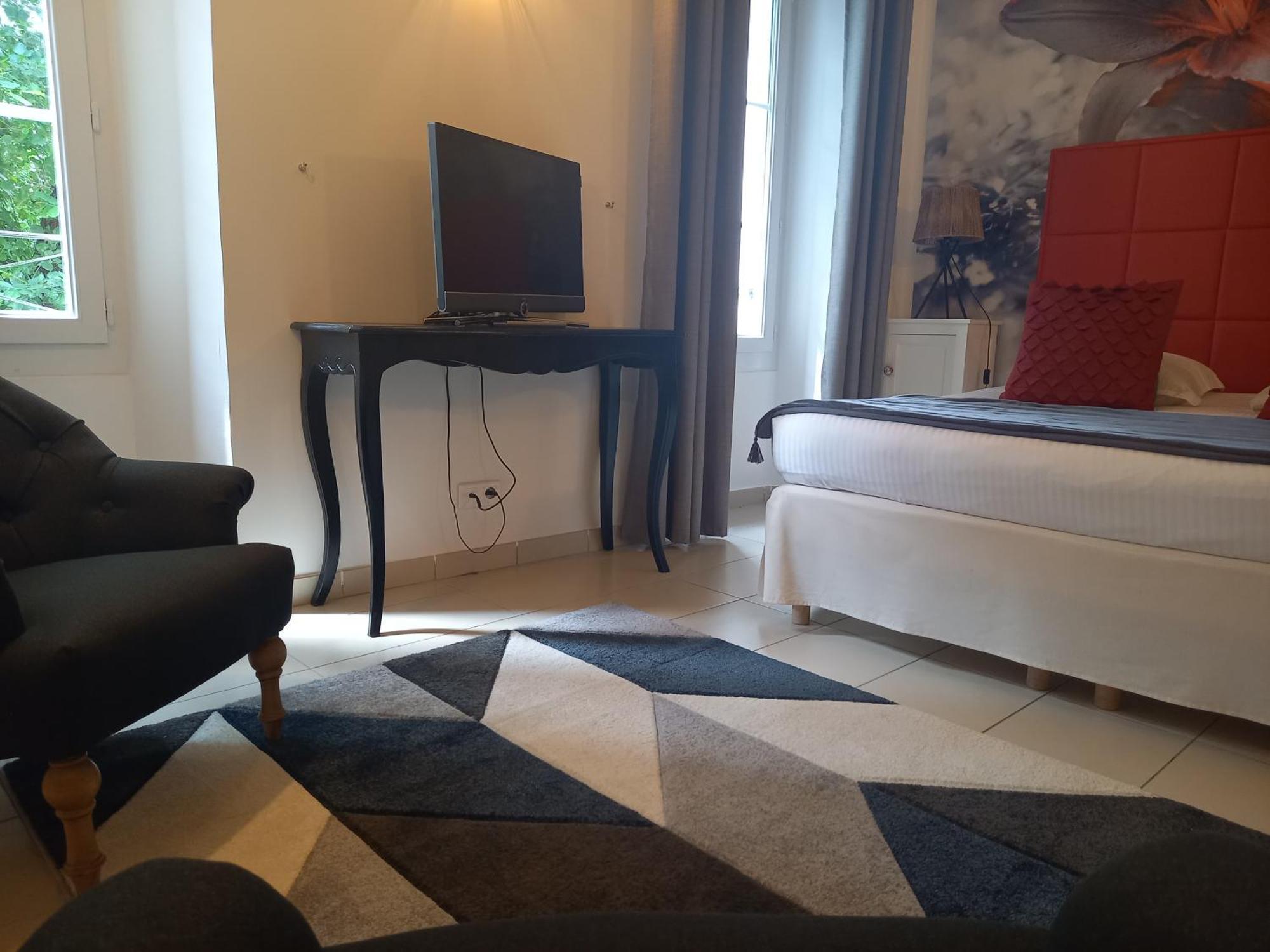 Hotel Restaurant Notre Dame Collobrières Dış mekan fotoğraf
